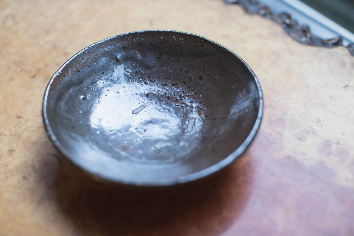 柿釉小皿（四海大）