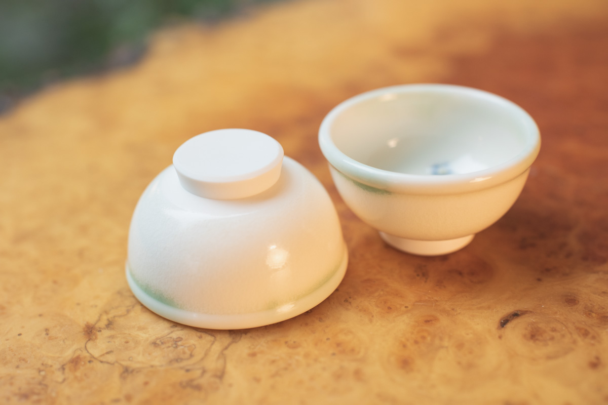 飘绿唐彩青花杯（戴佳威）