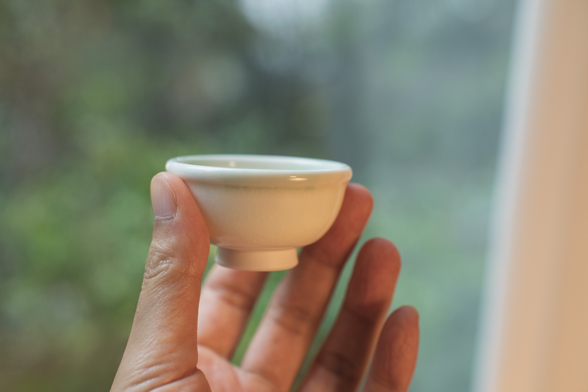 飘绿唐彩青花杯（戴佳威）