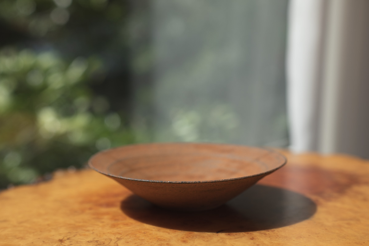 烧缔薄胎浅钵/盘 中(二阶堂明弘)