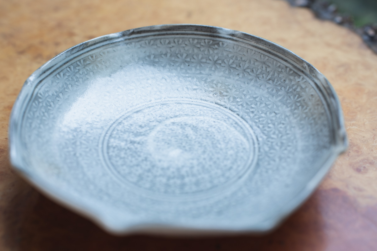 三岛八角小皿（井铜心平）