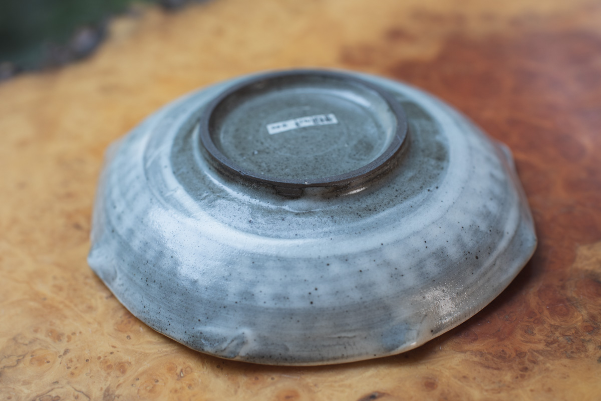 三岛八角小皿（井铜心平）