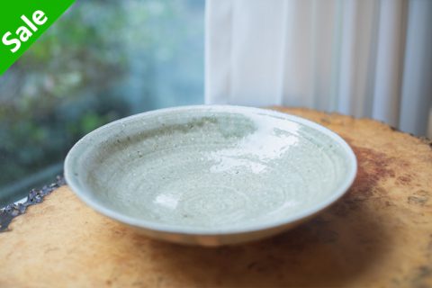 灰釉大皿（四海大）
