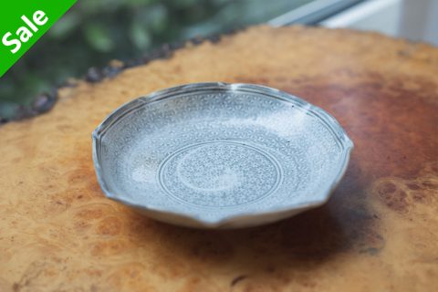 三岛八角小皿（井铜心平）