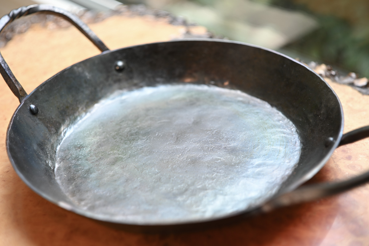 热煅打平底双耳锅 带盖（池田保）