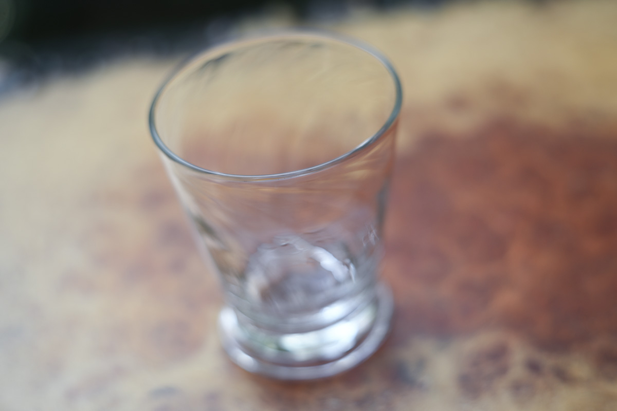 高台玻璃杯（西山亮）