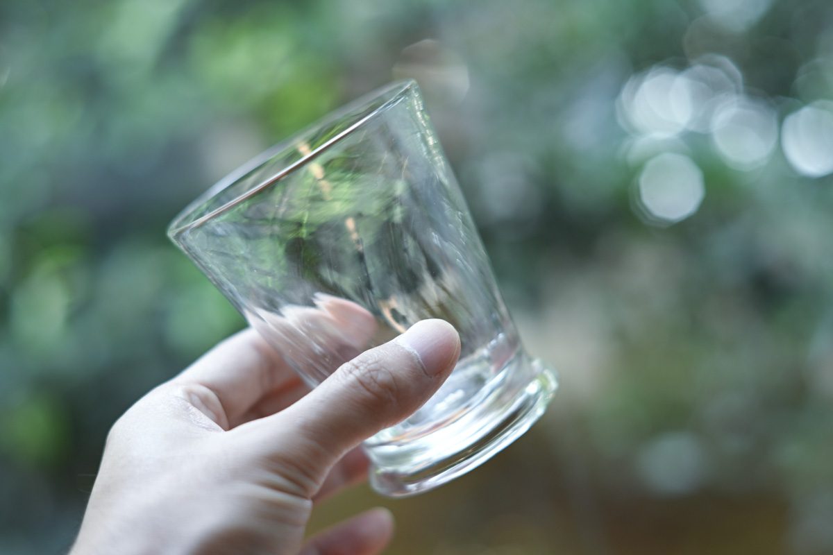 高台玻璃杯（西山亮）