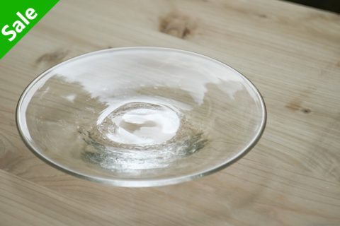 玻璃砂底中皿（西山亮）