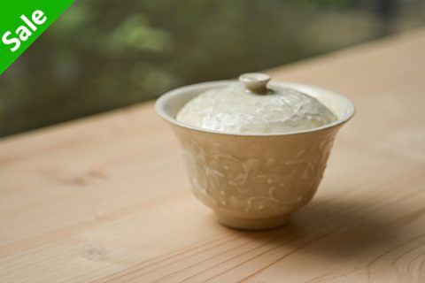 绘草纹盖碗（近藤文）