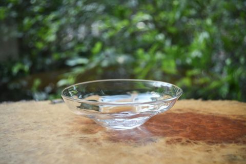 玻璃水波纹中钵（盐谷由佳乃）